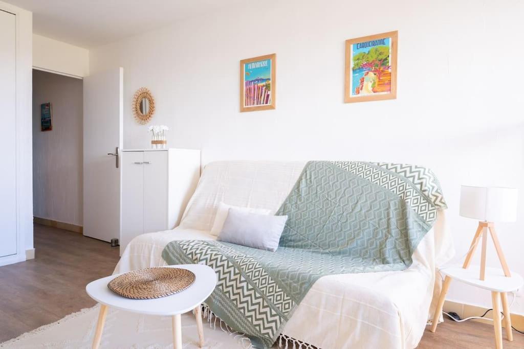 Charmant A 600 M Des Plages Proche Des Commerces Lesclesdenicole Carqueiranne Buitenkant foto
