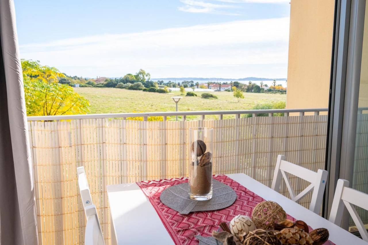 Charmant A 600 M Des Plages Proche Des Commerces Lesclesdenicole Carqueiranne Buitenkant foto